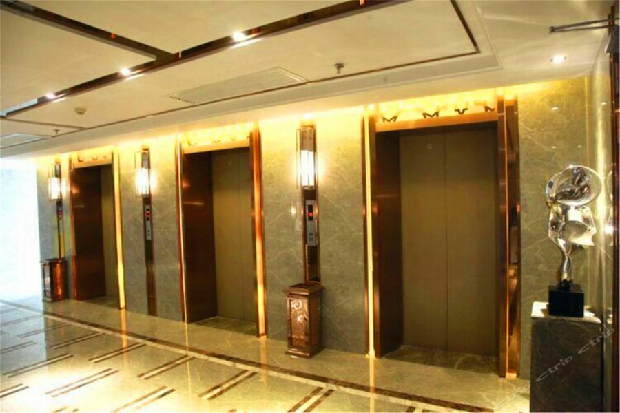 Rui Xin International Hotel Шеньчжень Екстер'єр фото