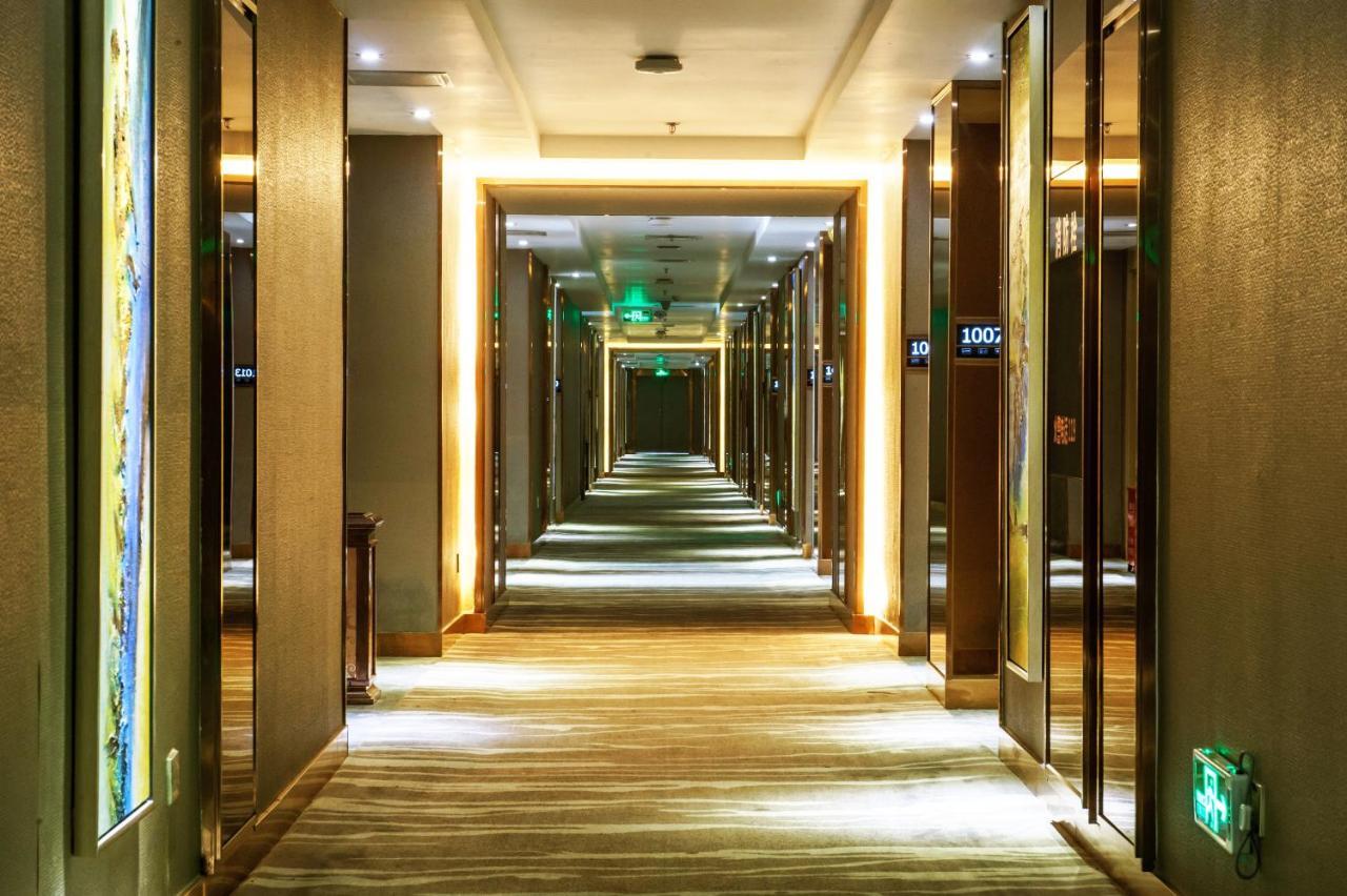 Rui Xin International Hotel Шеньчжень Екстер'єр фото